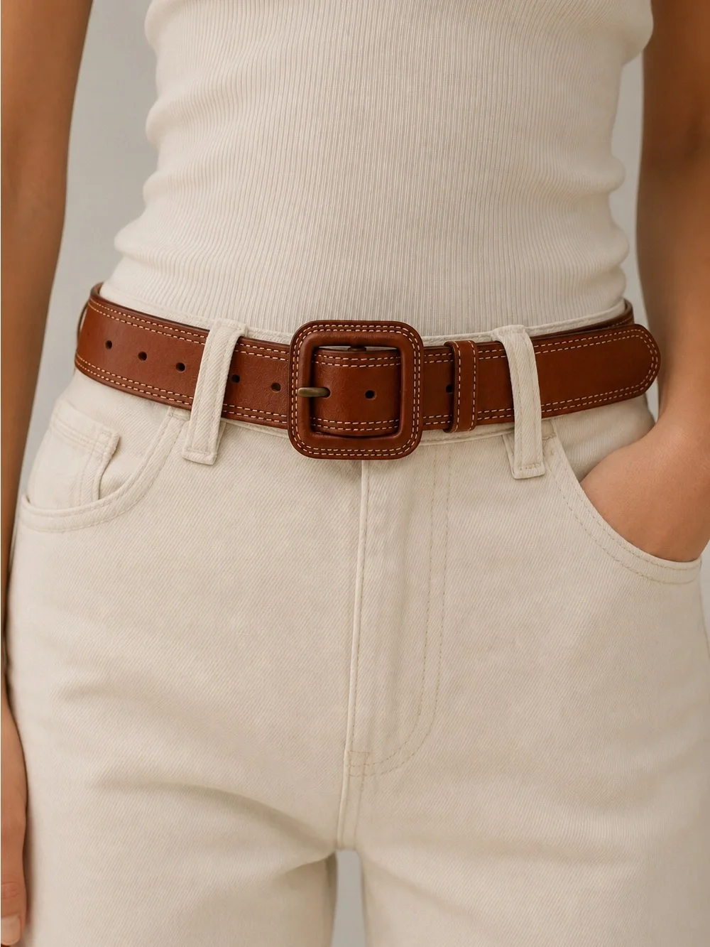 Banana Republic Made in Italy Brown Leather Belt Contrast Stitch Women’s L 36-40